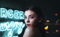 Vajon mit üzen a túl sok kivillanó bőrfelület?
