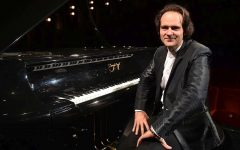 Ipolyságon ad koncertet Bogányi Gergely zongoraművész